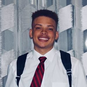 Meet your Posher, Devante